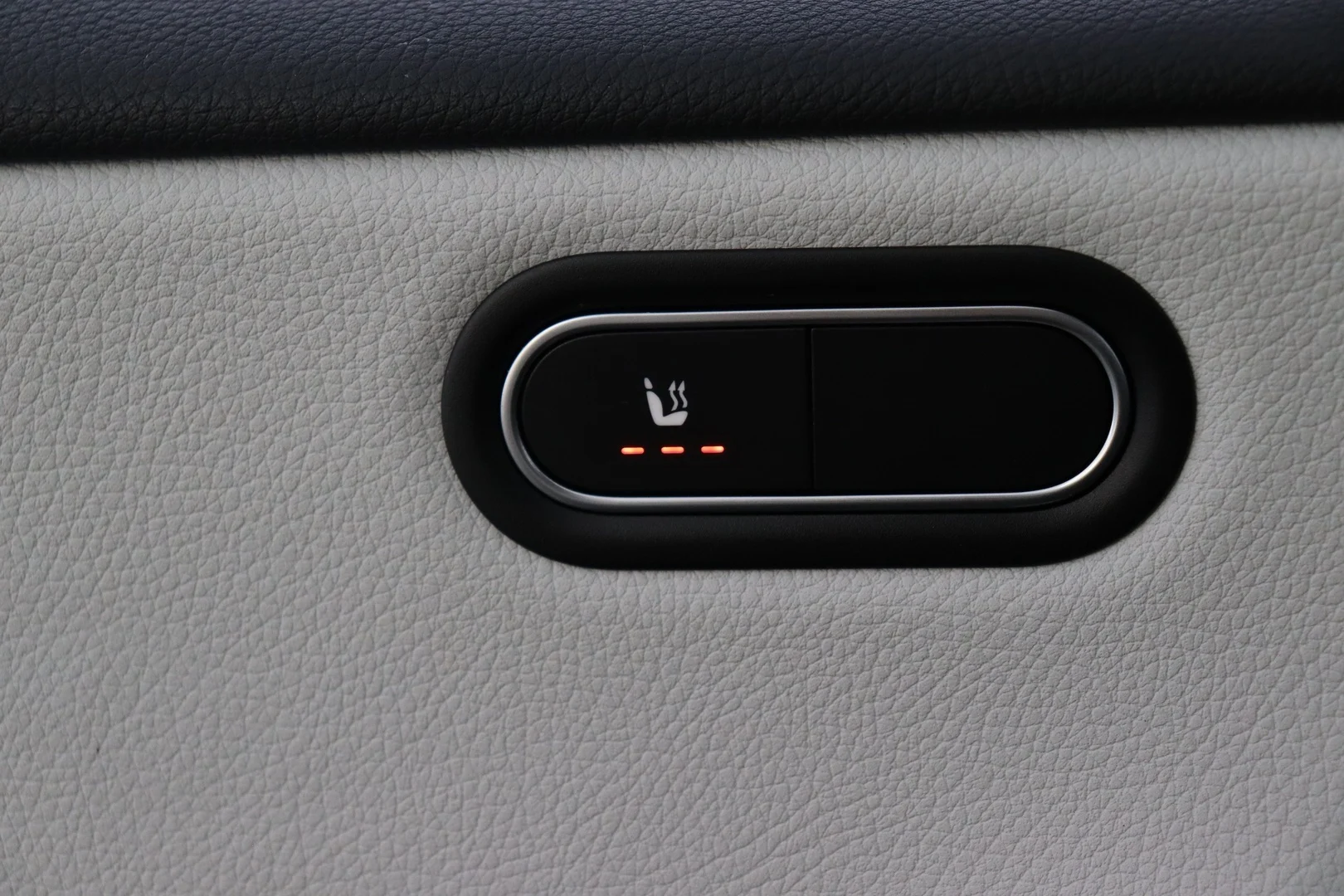 Car Image - 25bDwhlmVnhVu0WKUe7xkP