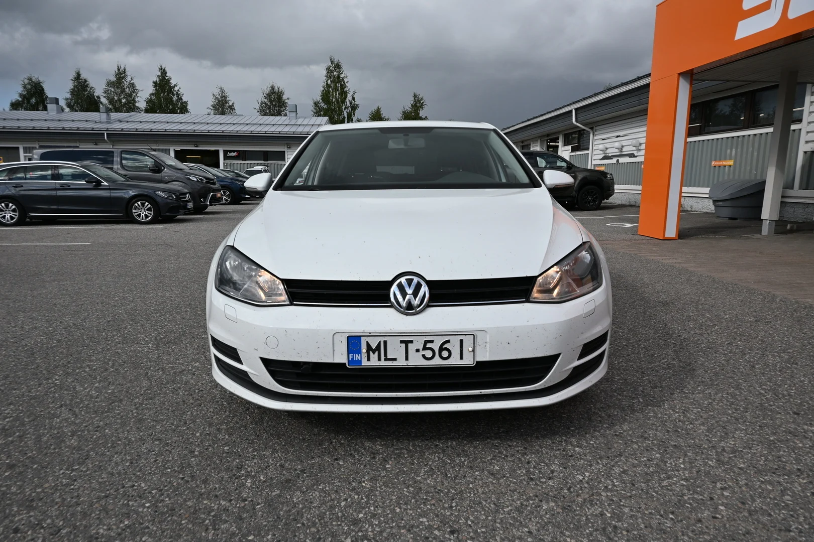 Car Image - 74co1RN9PR15KIiyINxmUz