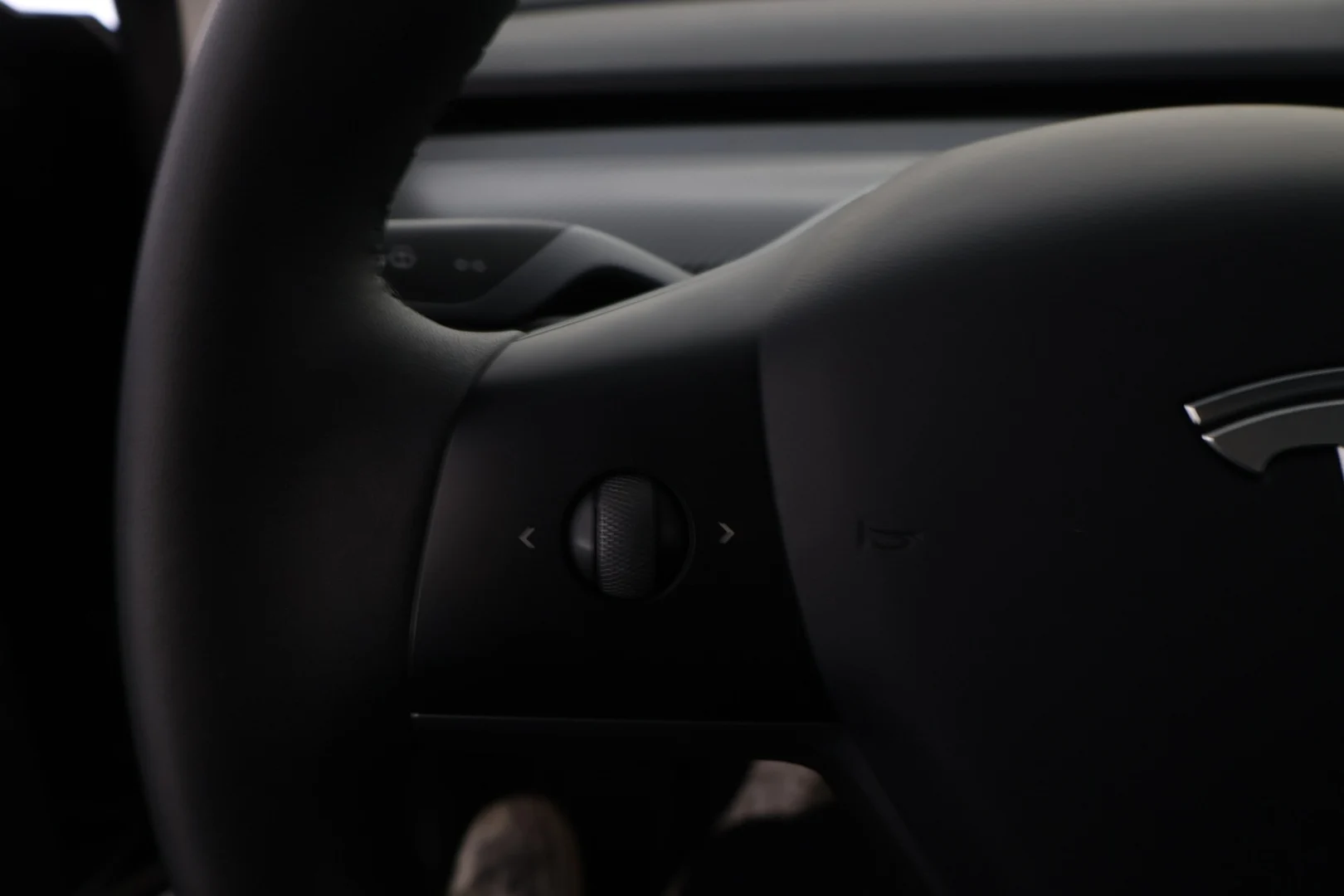 Car Image - 7cy4sNheHcYiY2ohqIZScw