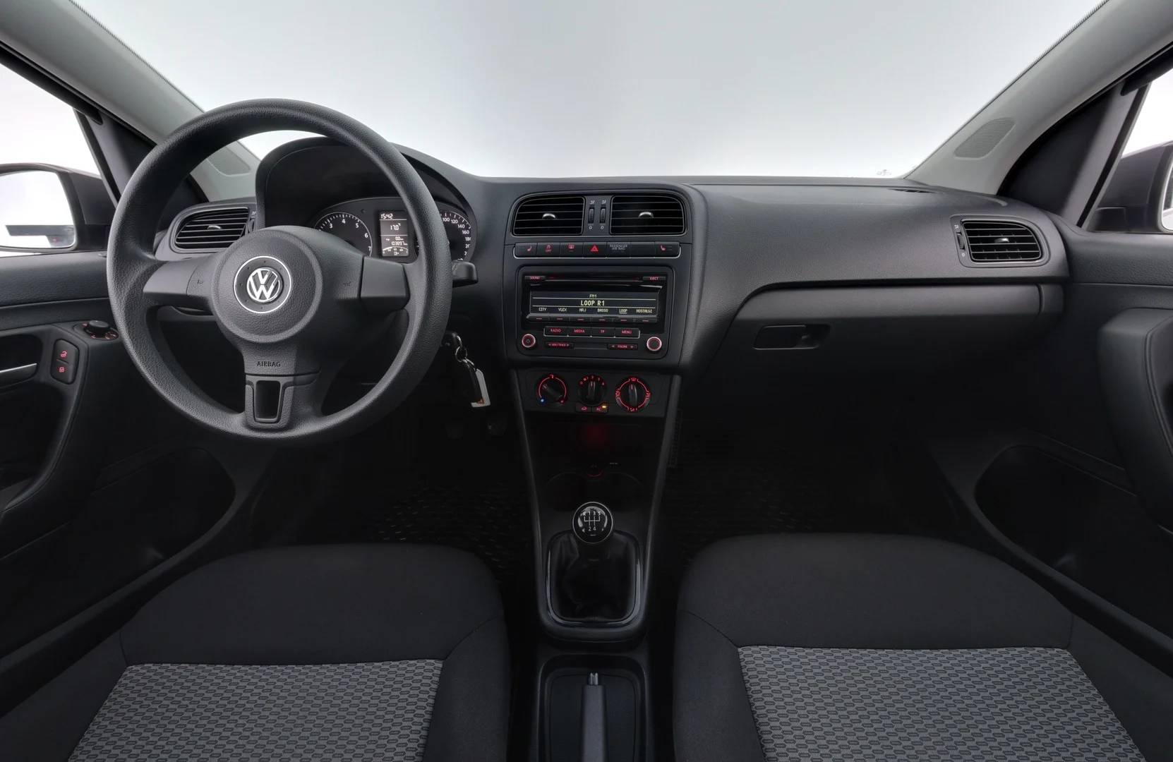 Car Image - 2rKn4bltKem4y3jaBfxYIr