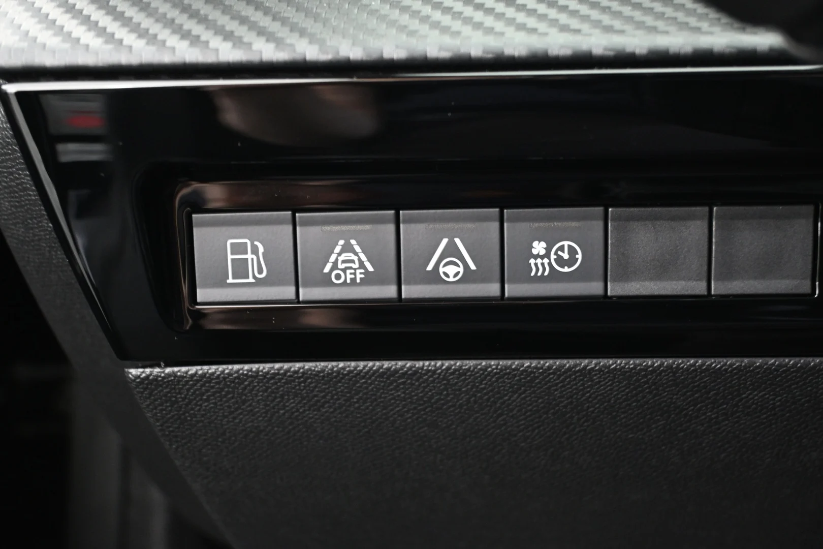 Car Image - 4DM4Eox0anCkDCPvehMQi3