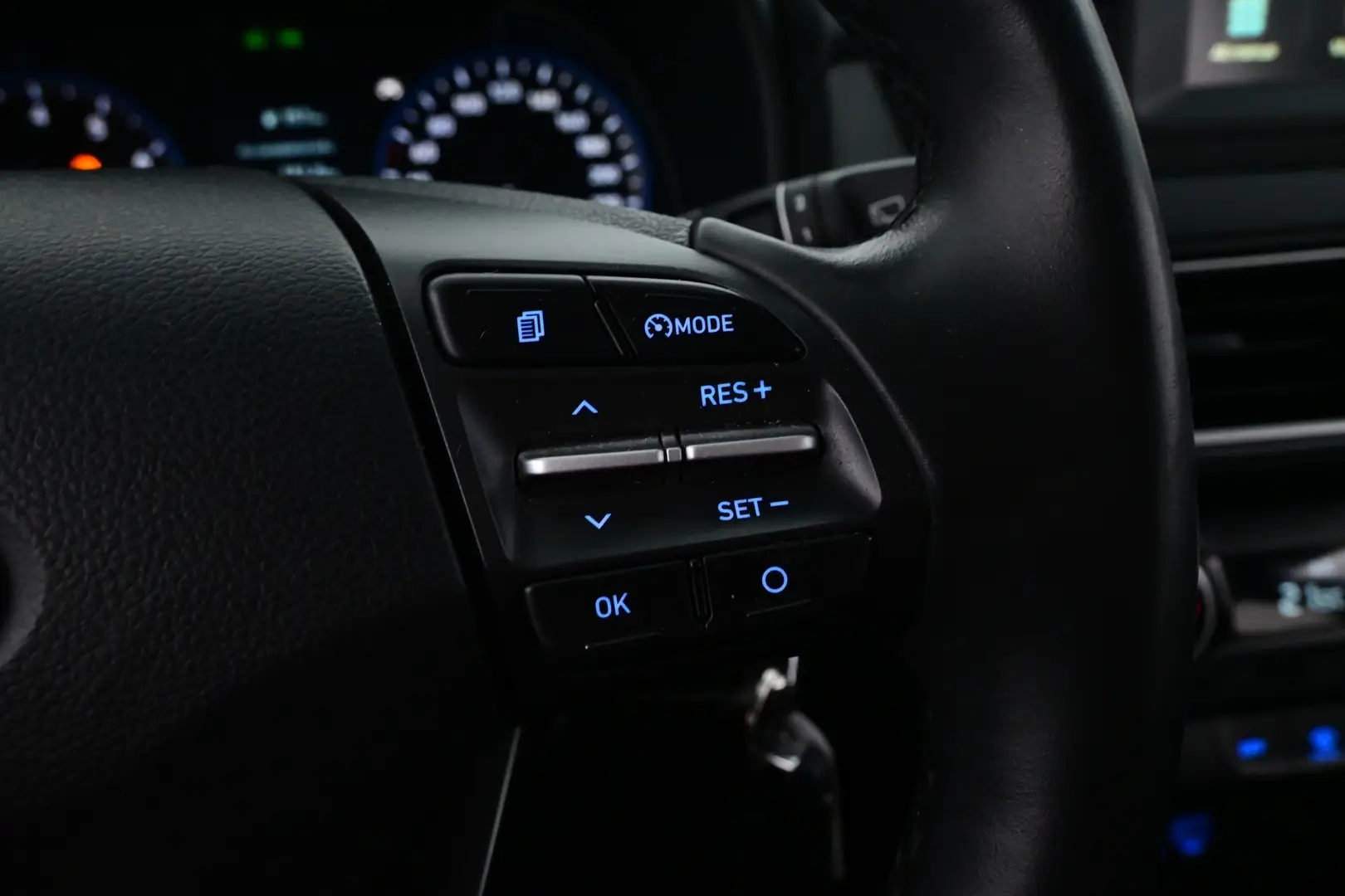 Car Image - 718vc4QVrPQCN7wzQJEz9y