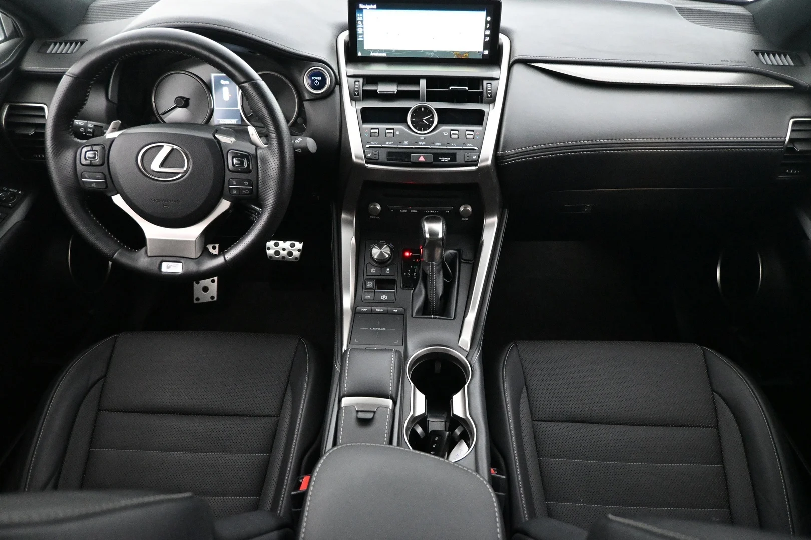 Car Image - 5WAv8O9Ei6CsI8p5bpp0bM