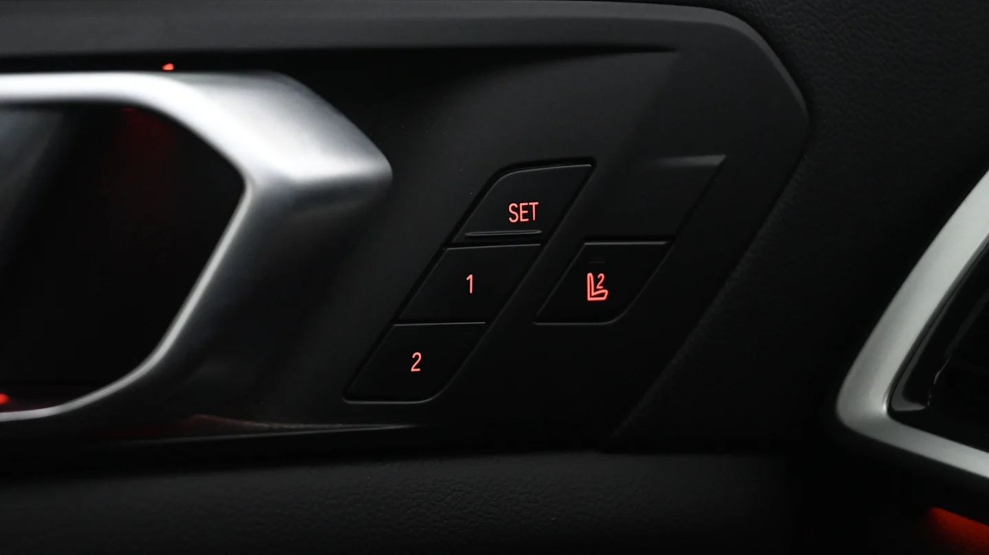 Car Image - 3ijuNtmxH71LSw5yiGF2UD