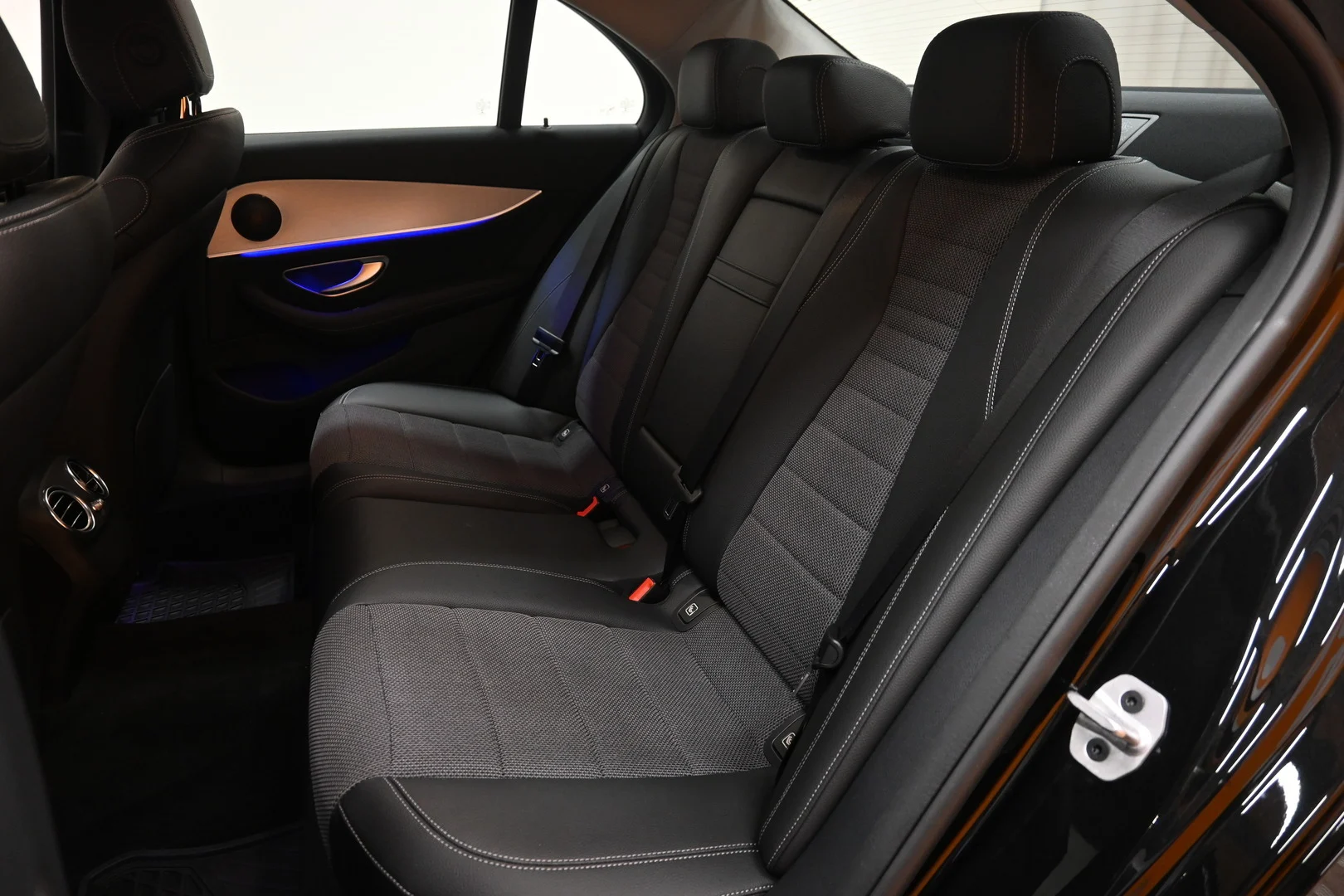 Car Image - 7IZmJKec5XUAoQ4vNTGmJR