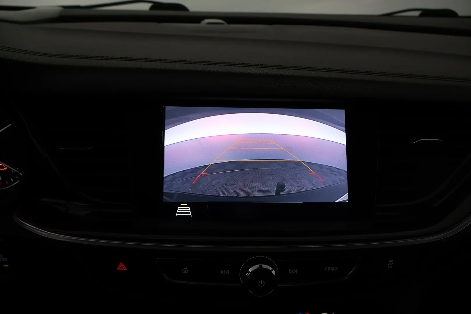 Car Image - 7jG3em0Dm8CXcHsRyp4amz