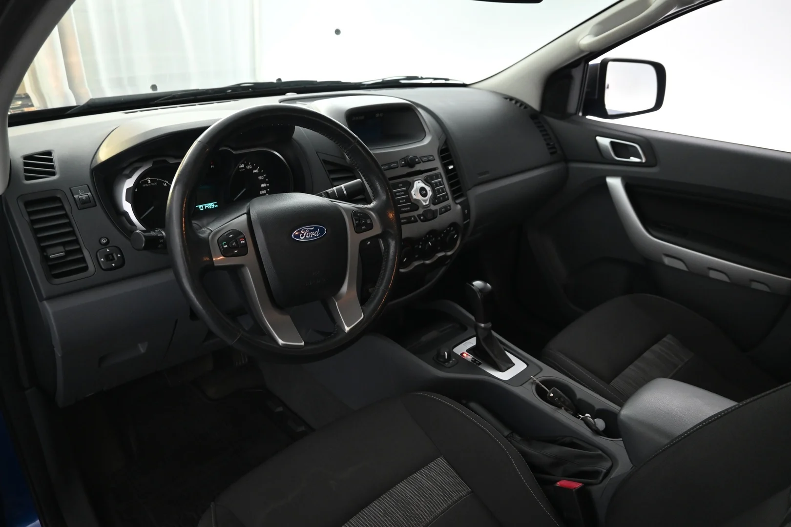 Car Image - 3r7knY7fdVWL7wi7OEY1dE