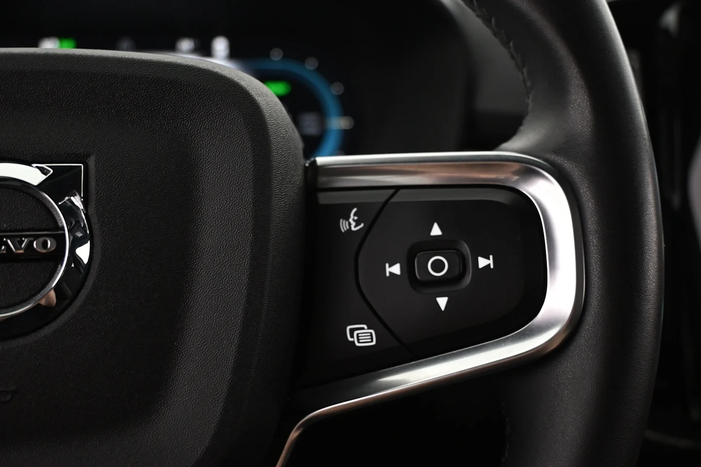 Car Image - 6ASo3uzImekx8Lg2LNgY0Q