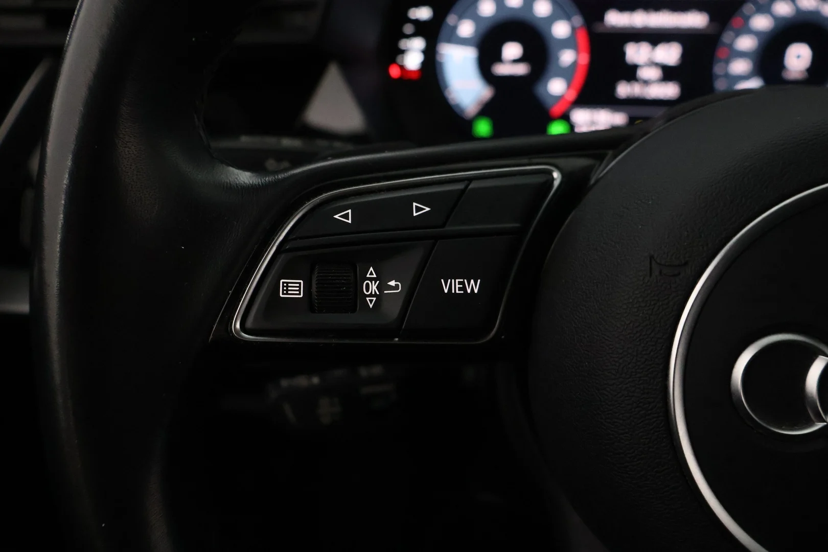 Car Image - 53HUm62MoZJMN4by0MKPR4