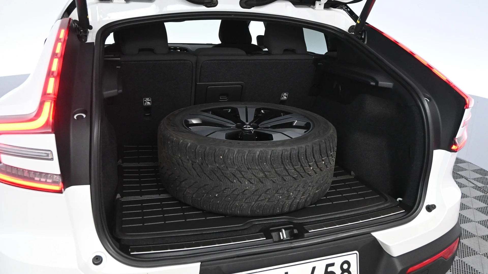 Car Image - 35PJ71RBQlZII7DdFrSTMM