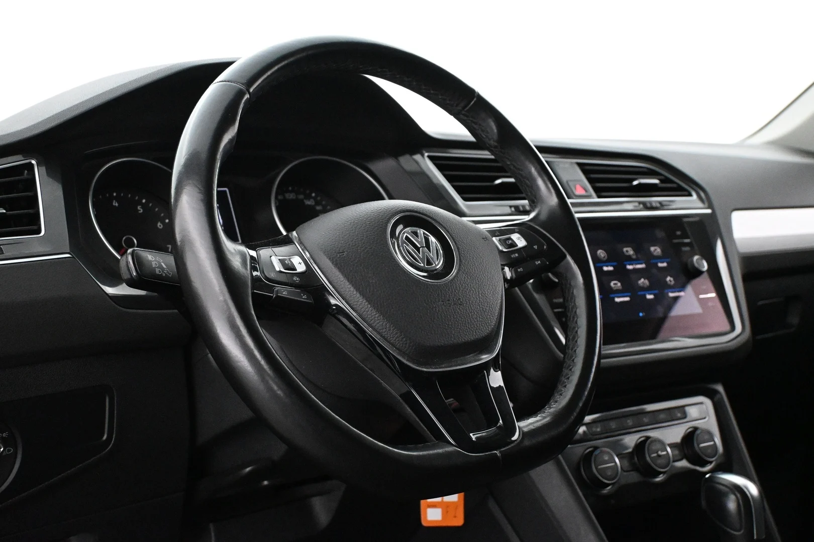 Car Image - 3JytaIFGS3l8OCvm64HvLS