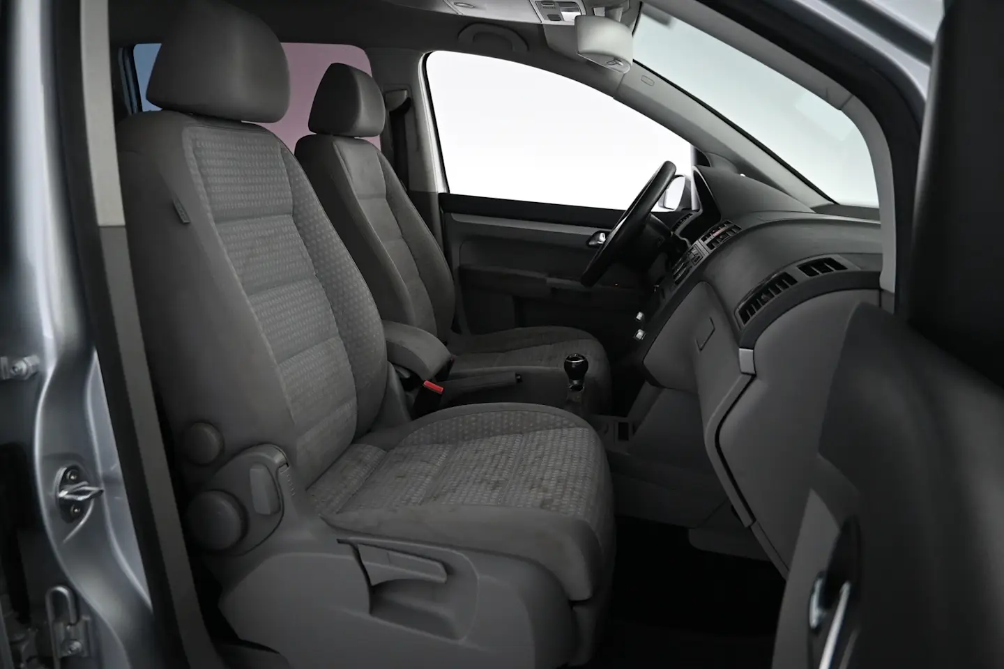 Car Image - 24NmHhuesj7T4FpWhgPRqR