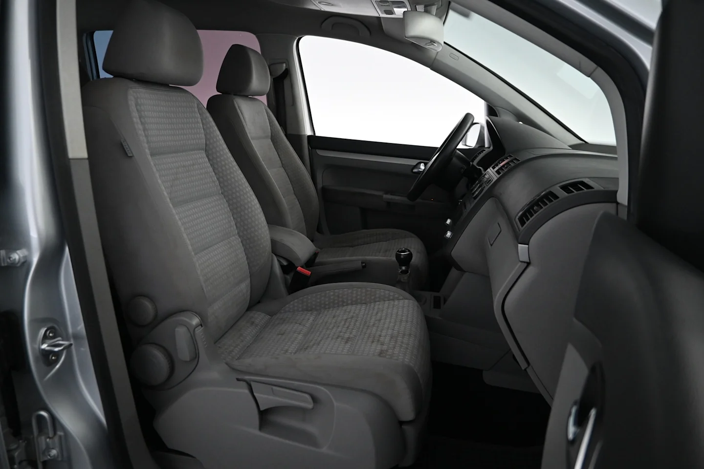 Car Image - 24NmHhuesj7T4FpWhgPRqR
