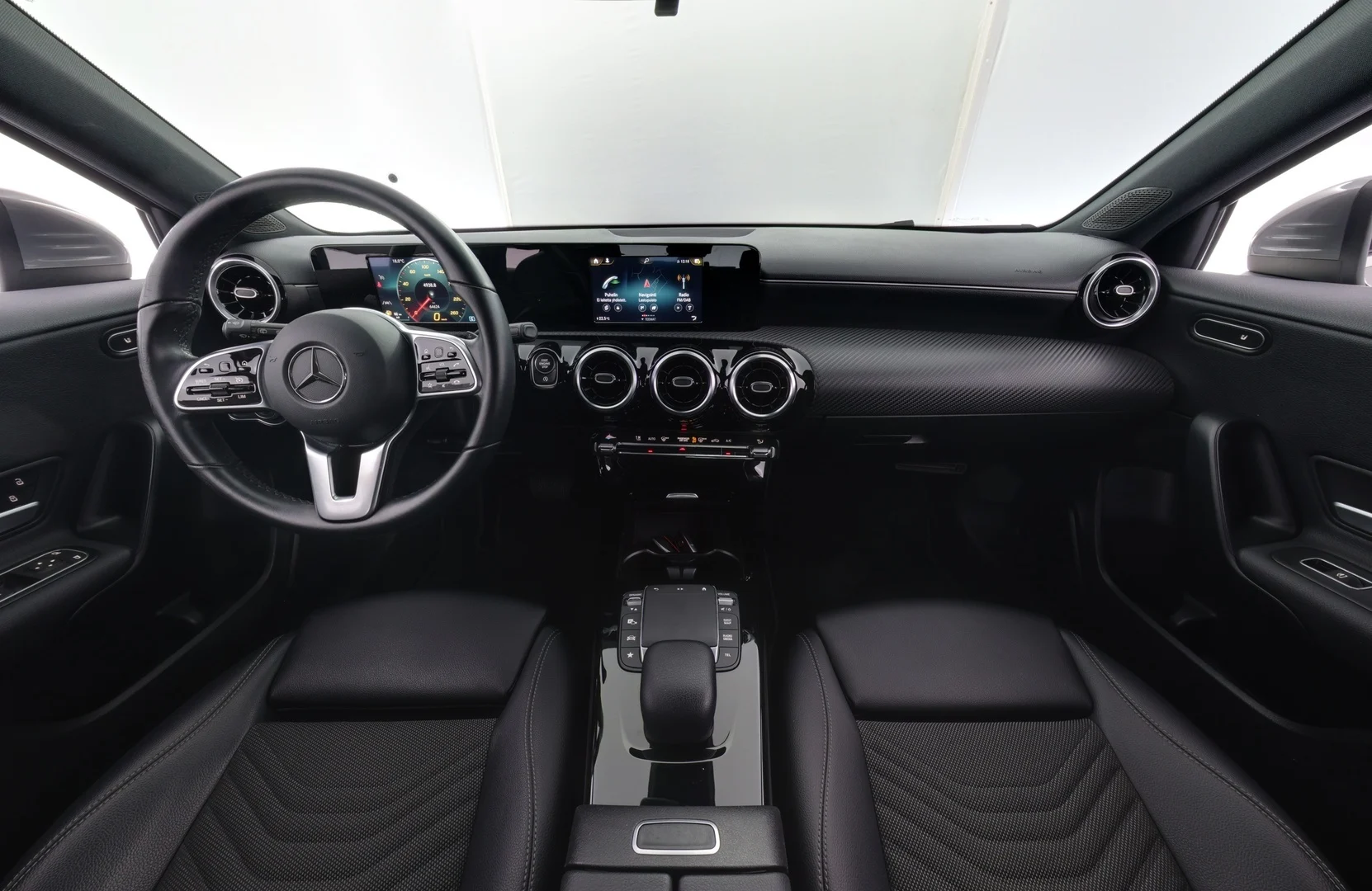 Car Image - 1skr2wxxGSQLKnKcP9nPjy
