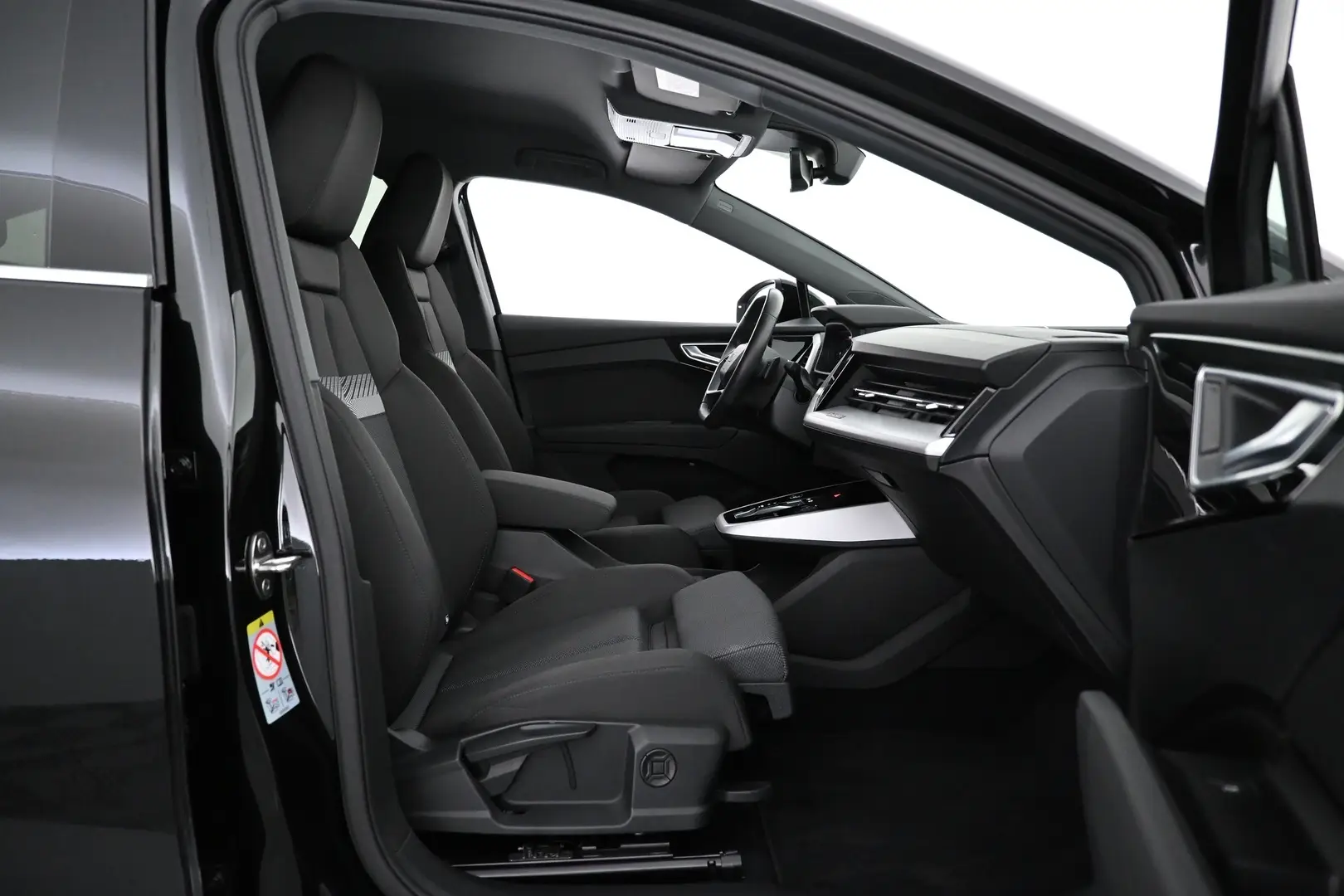Car Image - 6MiWplxDs9qsCRSJSWO4o8