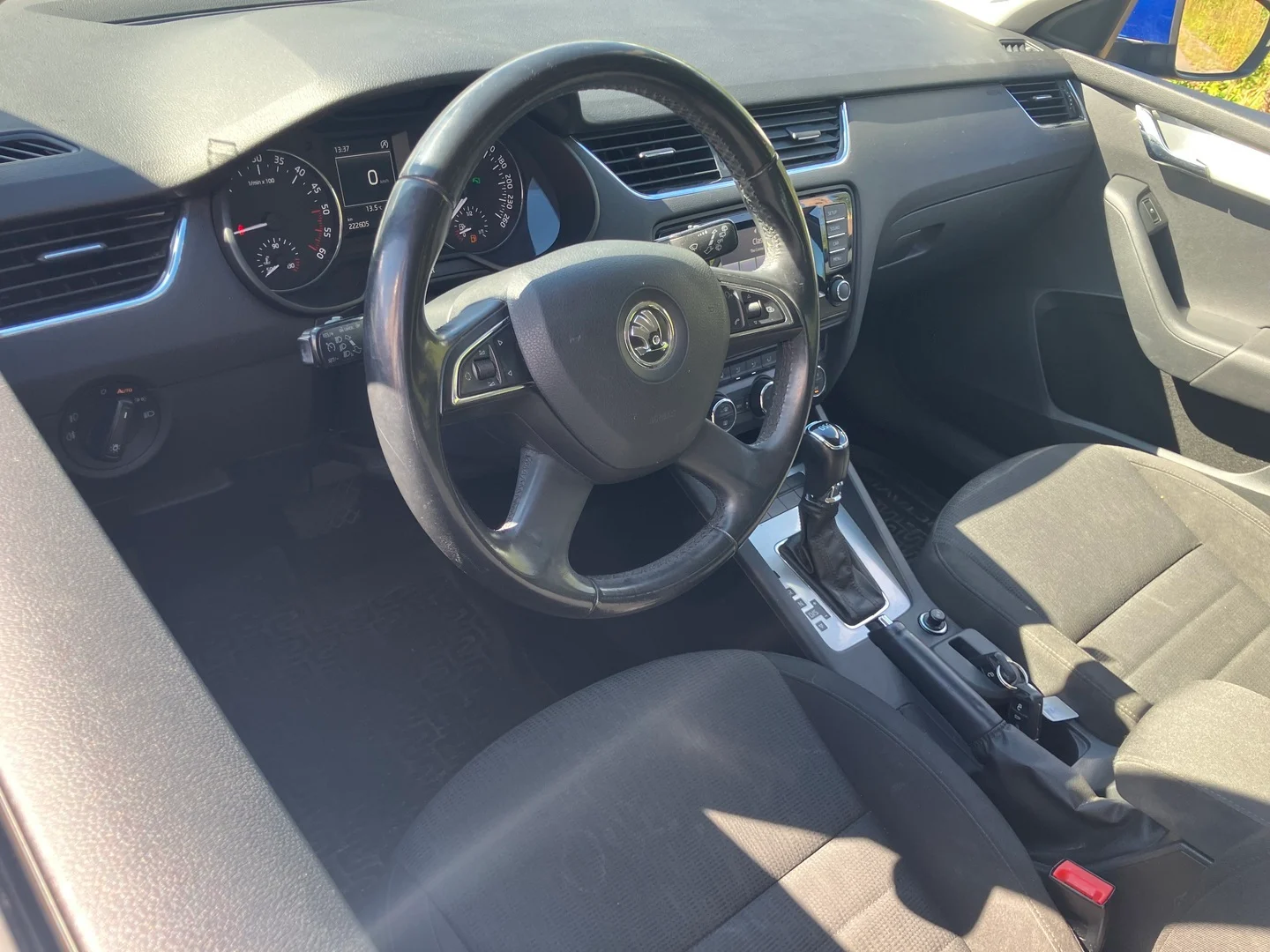 Car Image - 4CXtKXGB6DQLUurcOHVzQt