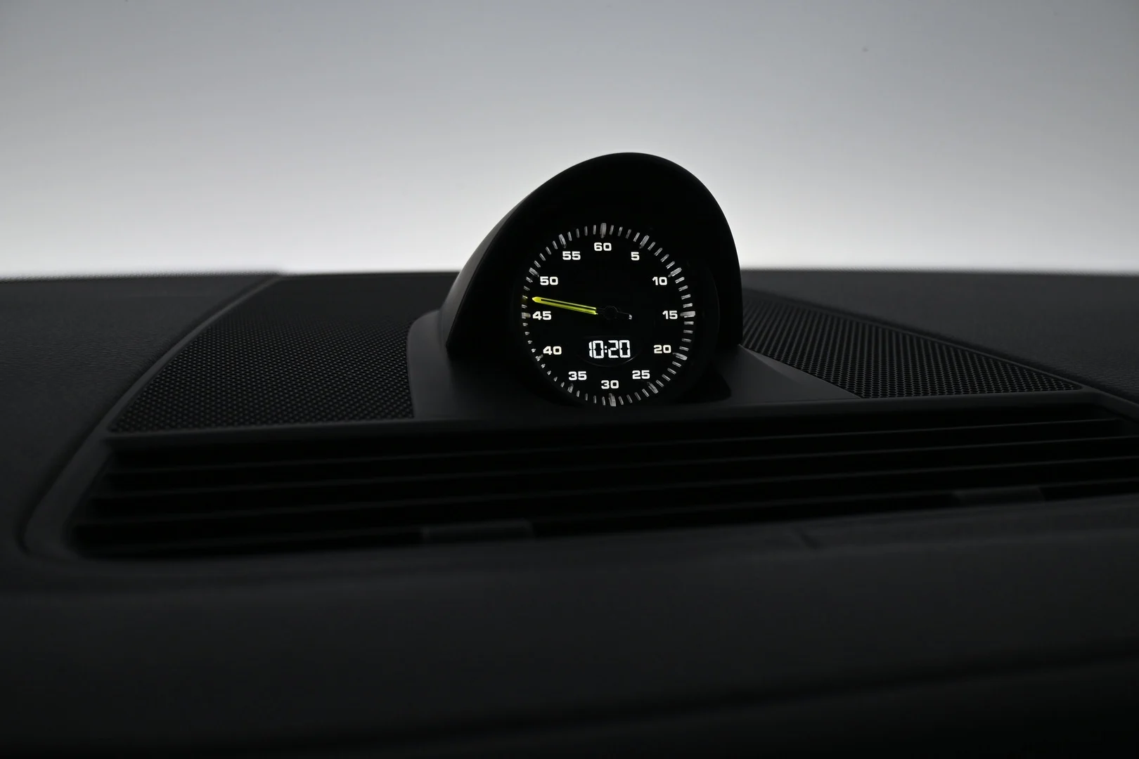 Car Image - 3XZj5VnD2b1pKbVflgeBF7