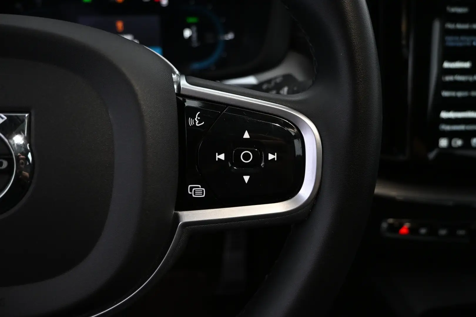 Car Image - K8ZxHVgkThIdEP6i3Anqd