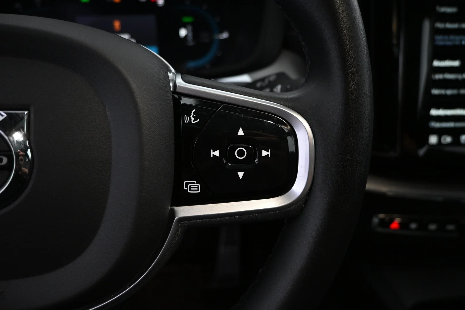 Car Image - K8ZxHVgkThIdEP6i3Anqd