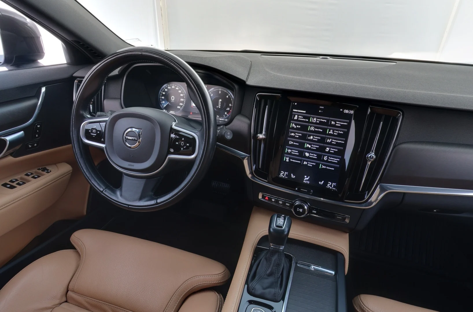 Car Image - 6gWPzrvQwRlec9xou6UqlV