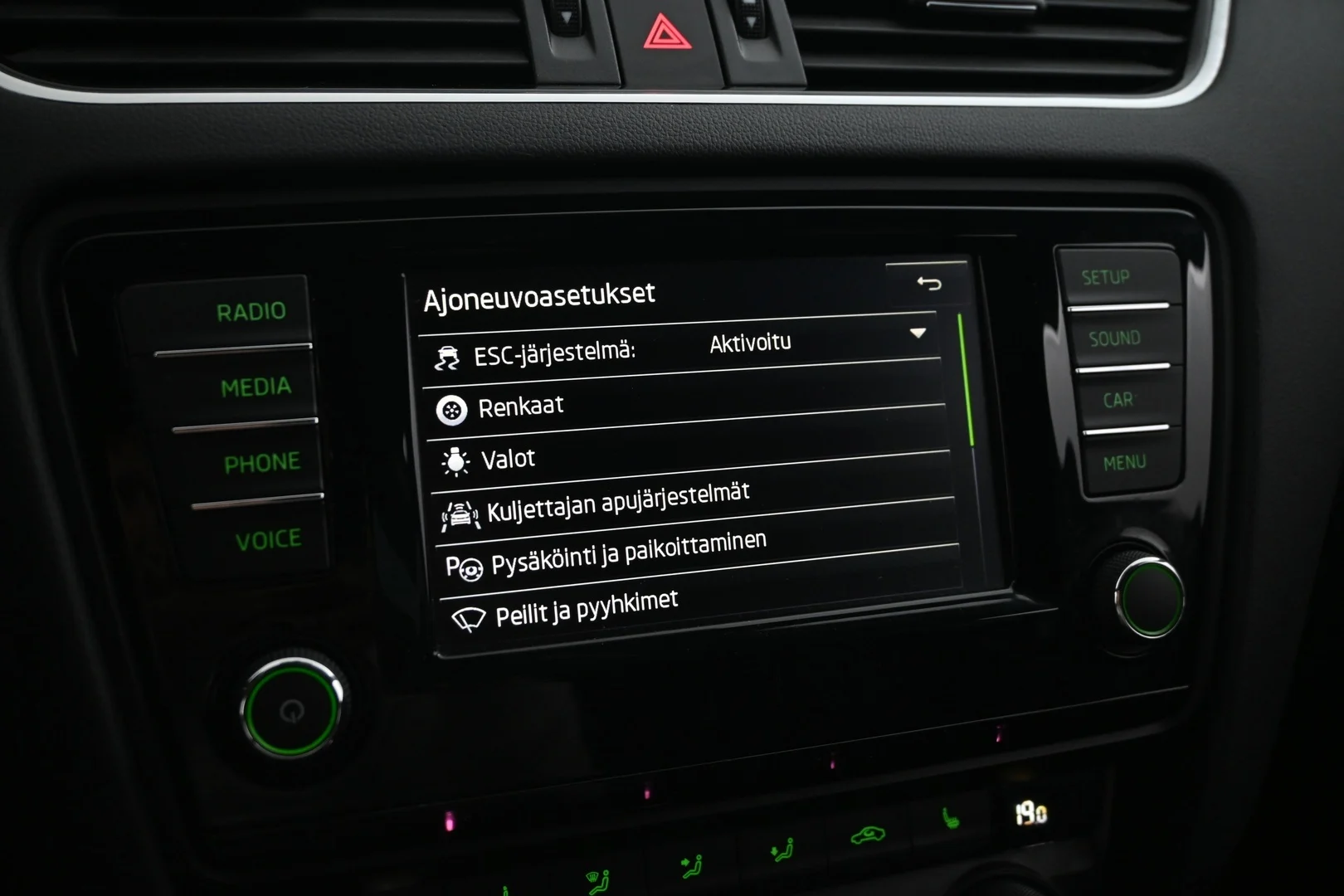 Car Image - 22ClI6chcd3oZBm3NhZmpM