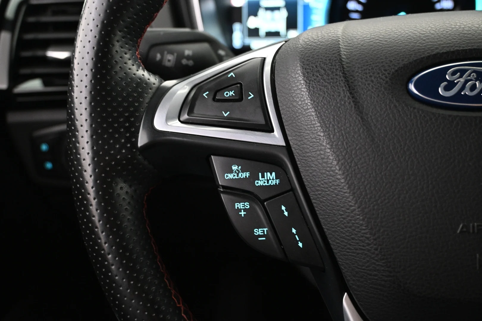 Car Image - 6A022aprEBIXfwimR3Vs95