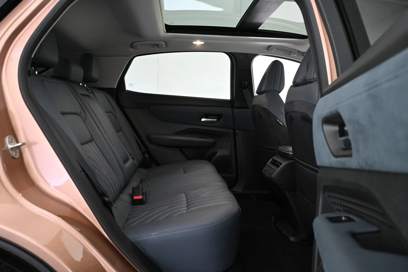 Car Image - J9u75dxLXVYgvVXxku1WB