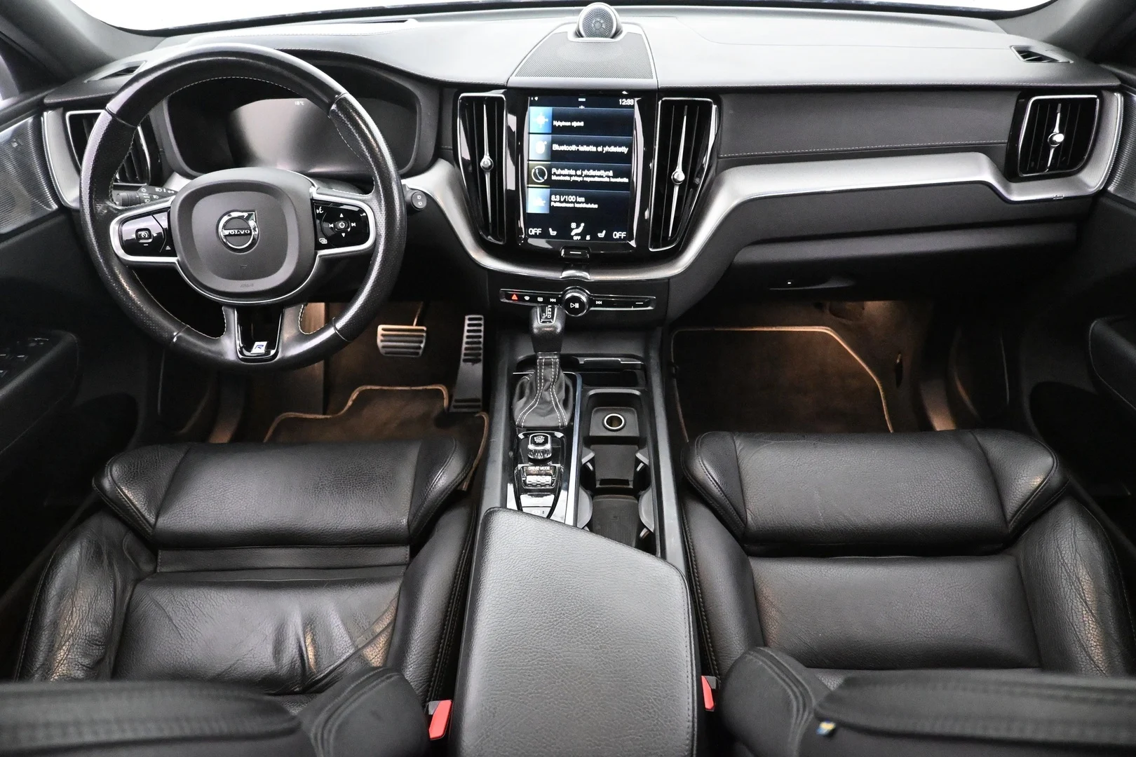 Car Image - 6lxeSNr128FrivmHAAyV0a