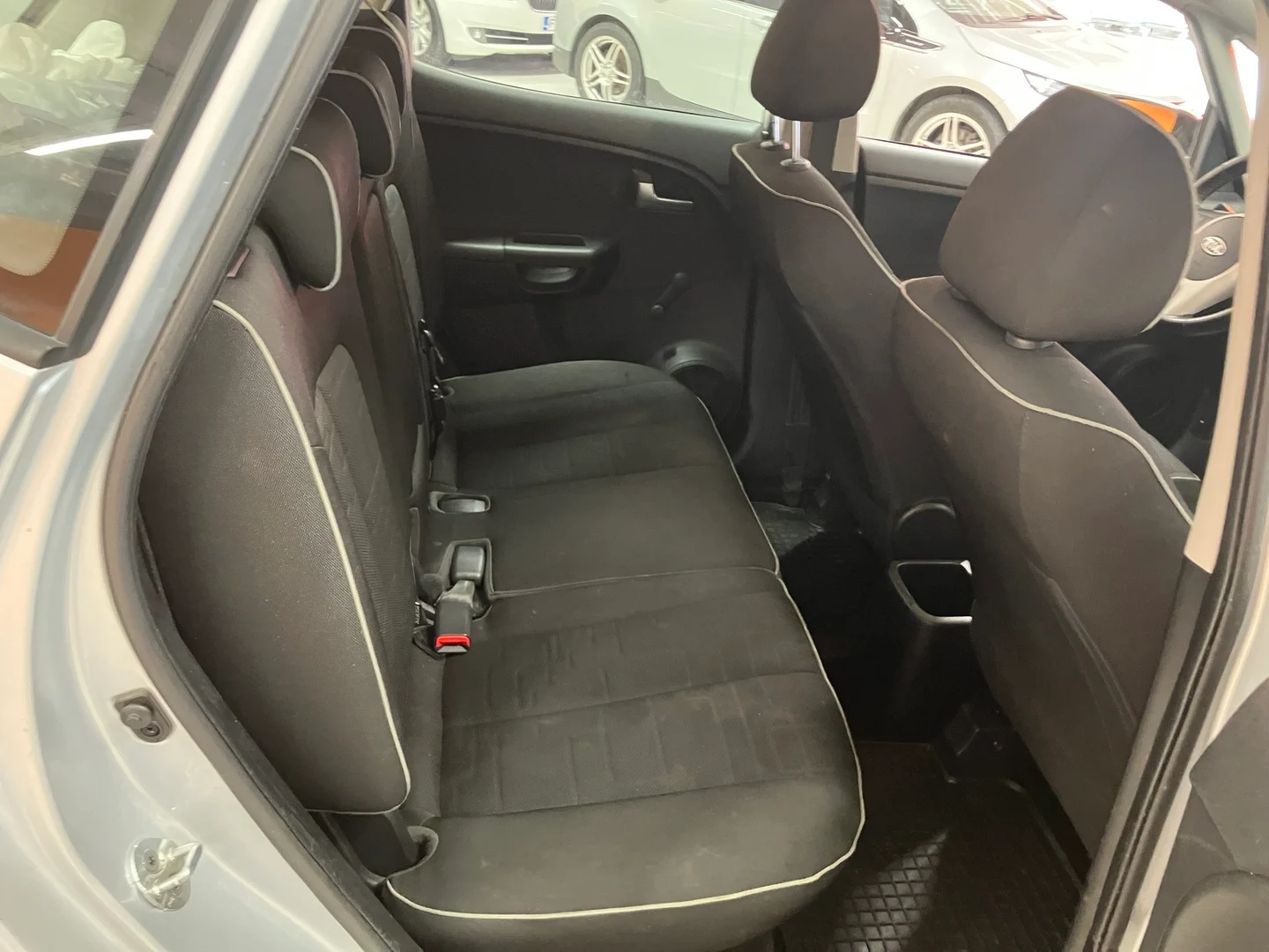 Car Image - 5PT9gTl9C2yMawEC4OMEp5