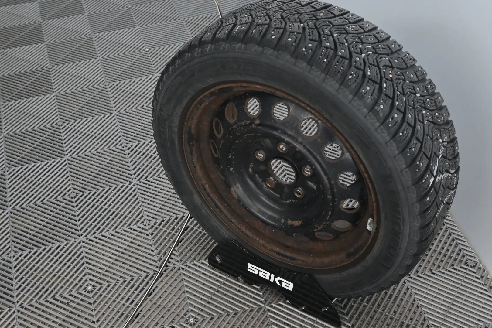 Car Image - 2XqKVMrgv0MxwfZGm4zlgR