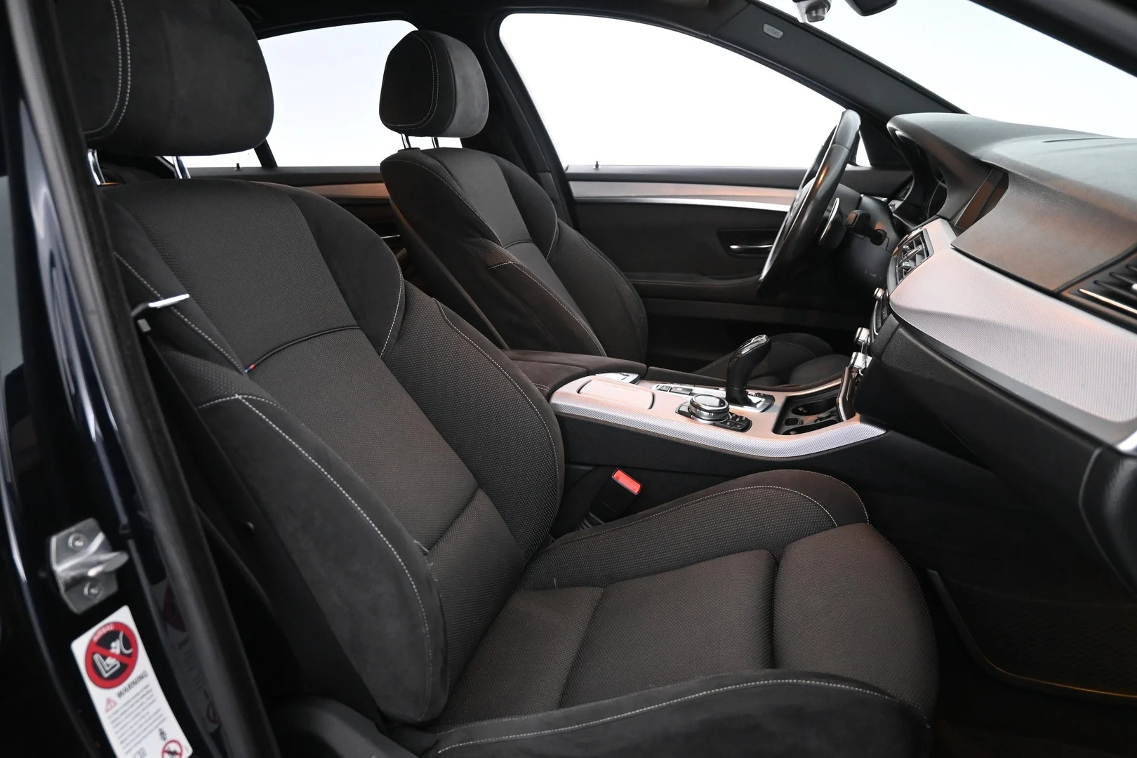 Car Image - 2I1aqlvJ8u0PVynkNLMykL
