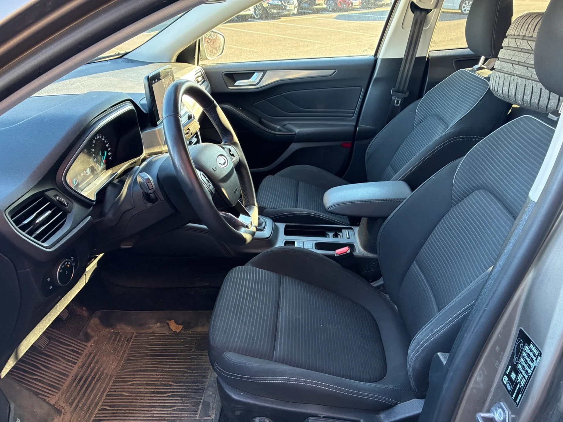 Car Image - 5lwYpIQTAcEJjC8siRmJFp