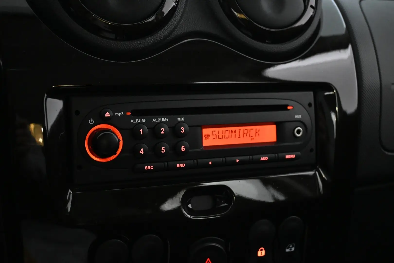 Car Image - FH0xSYGWIhjmWGdmv5fL2