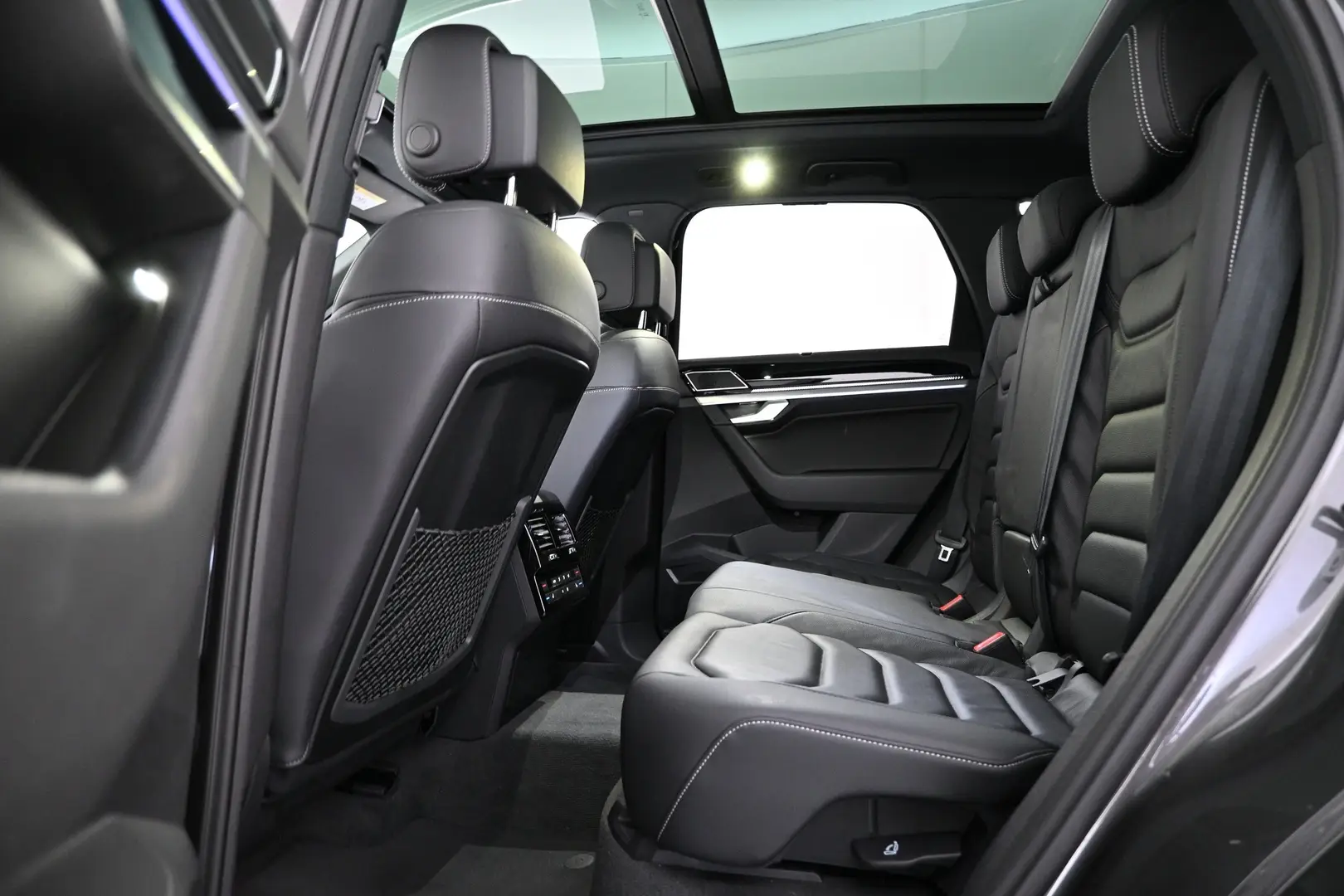 Car Image - 31z33pbrFM4IFXllkkKhvB