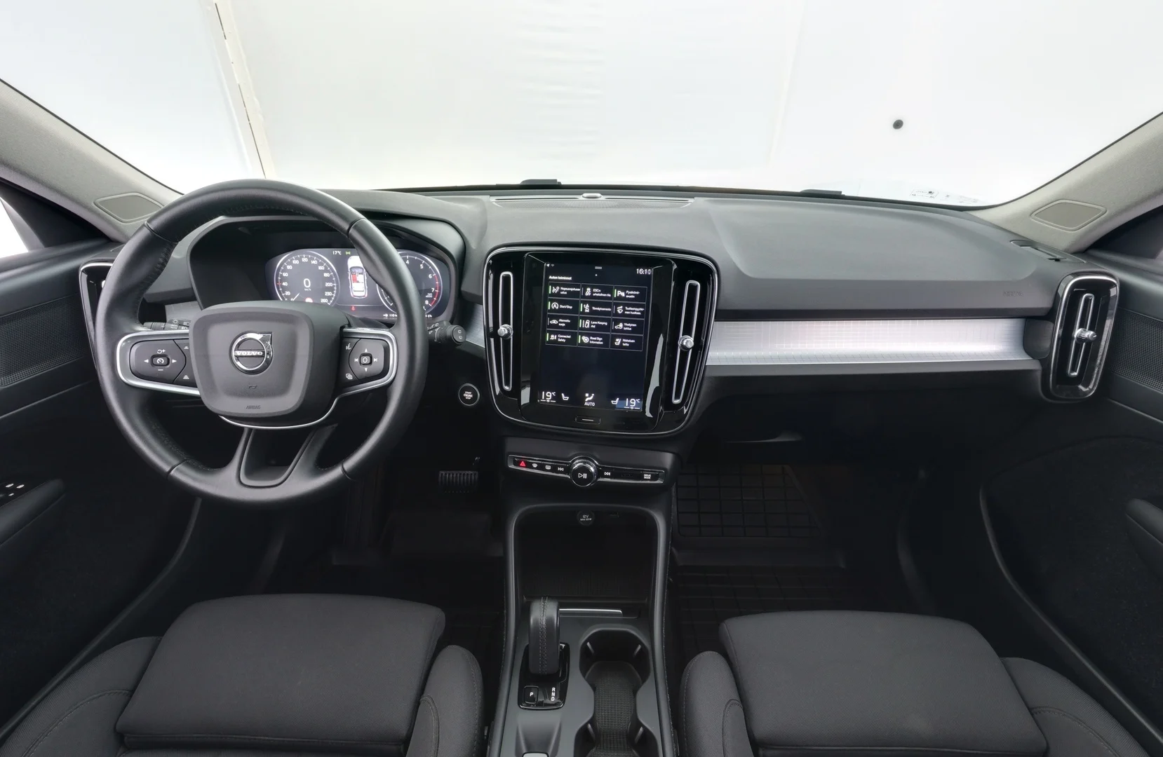 Car Image - 1520iGE46axLTDIKbziQvJ