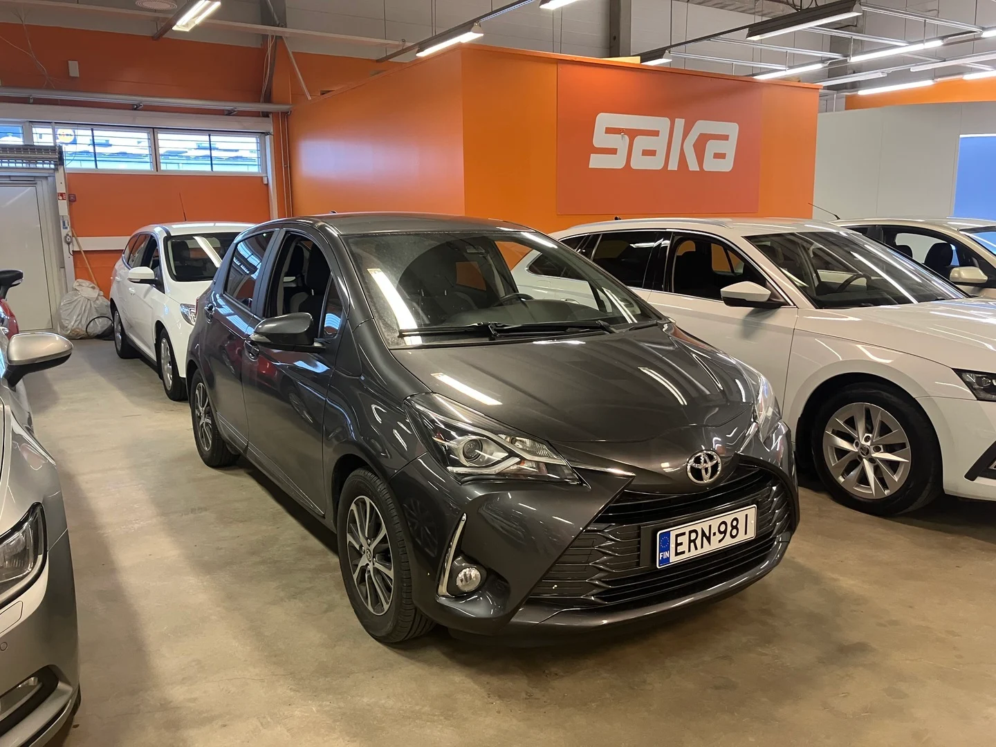 Car Image - 4H6MgiFLD8KqQxSLKTHVX4