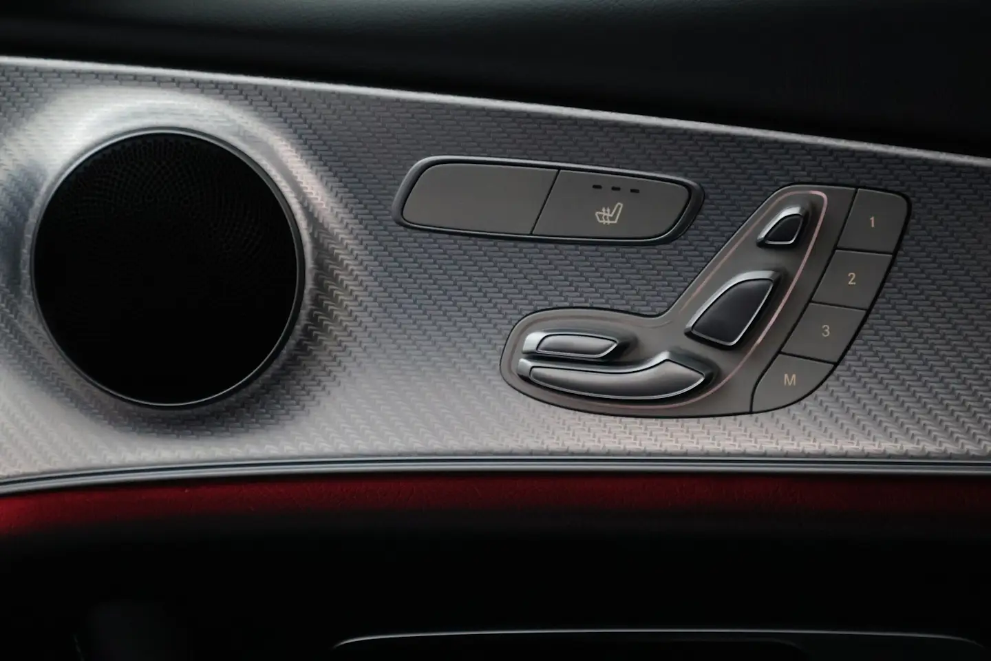 Car Image - 5BMAkzcYoec3y307NCVkXt