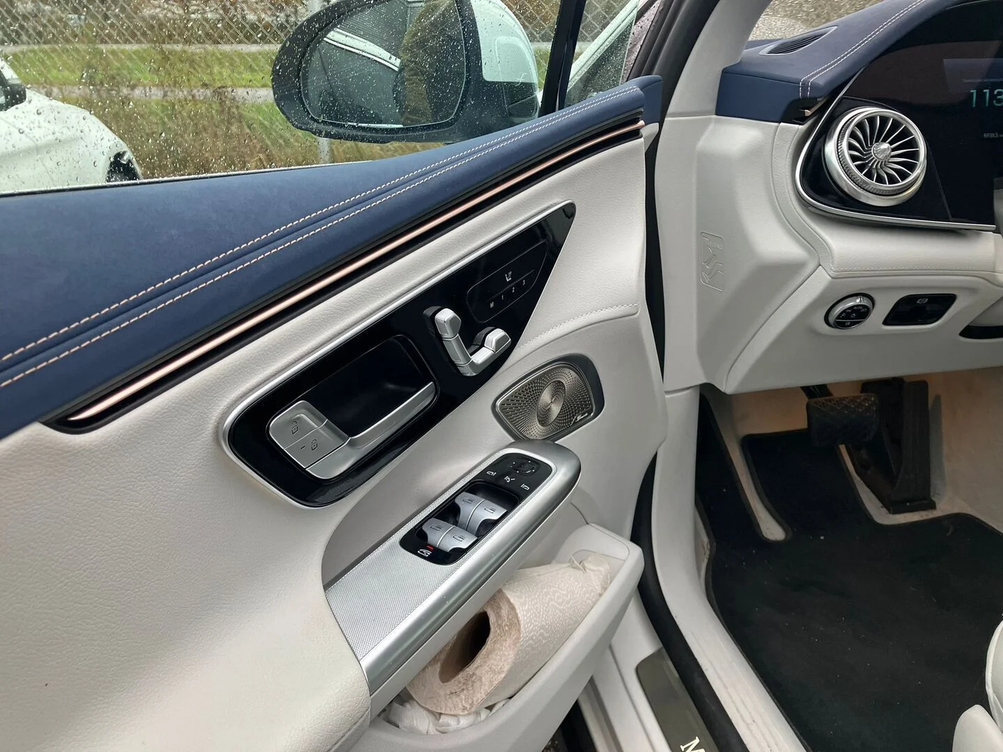 Car Image - 5AS7aibEFM9hMLu31BQ8Tj