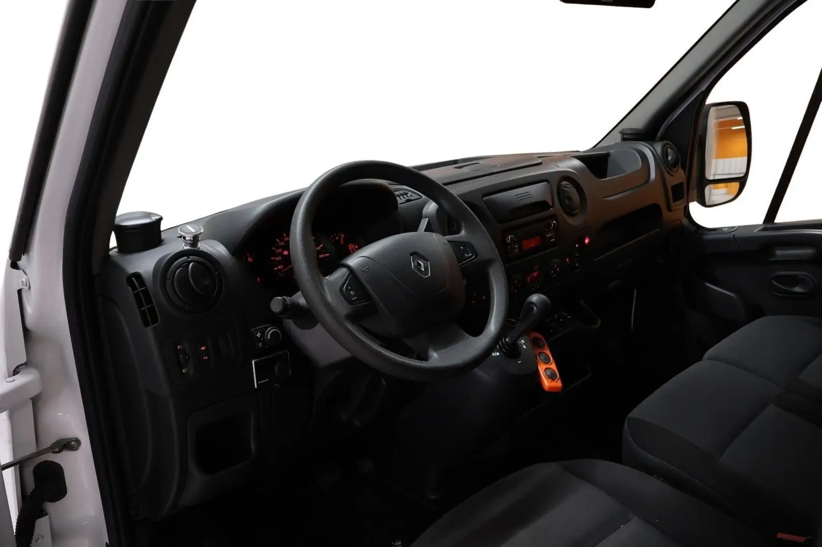 Car Image - 2Uadrgv75iagBQQrYZ8HZl