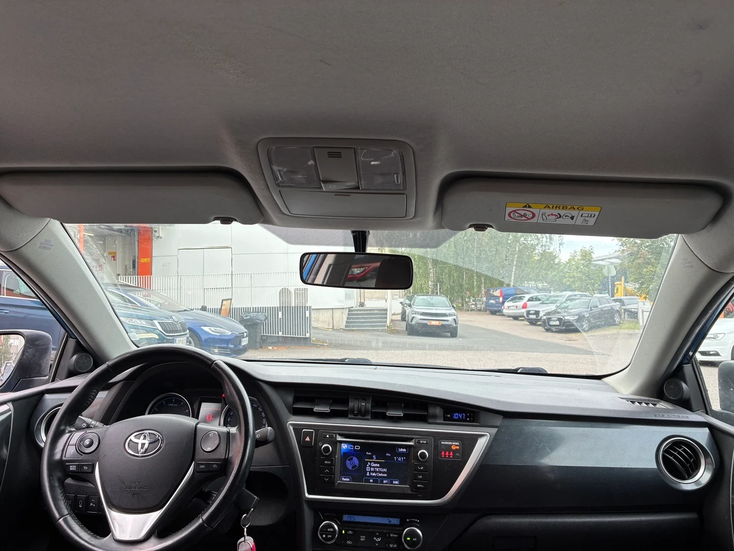 Car Image - 1Dzm72LW3ULrGar3EdJIGD
