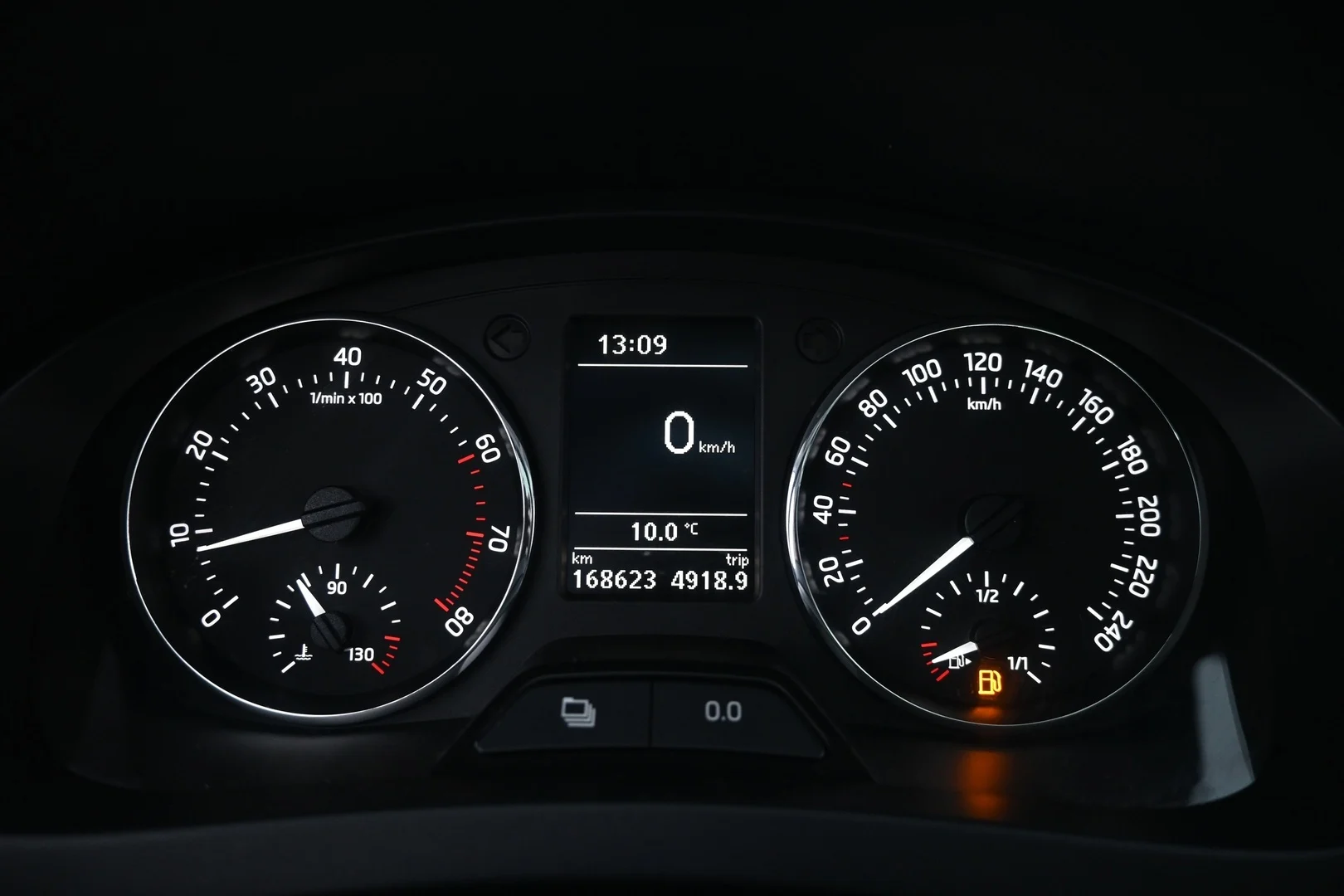 Car Image - 2onbHT1wZtXXSZwPR4e7js