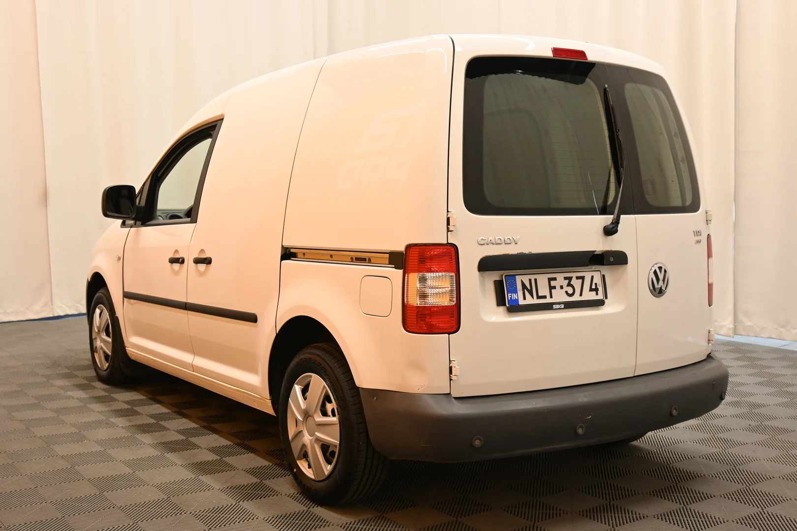 Car Image - 1qVVGJm7D5wfBsvIJ0WUxf
