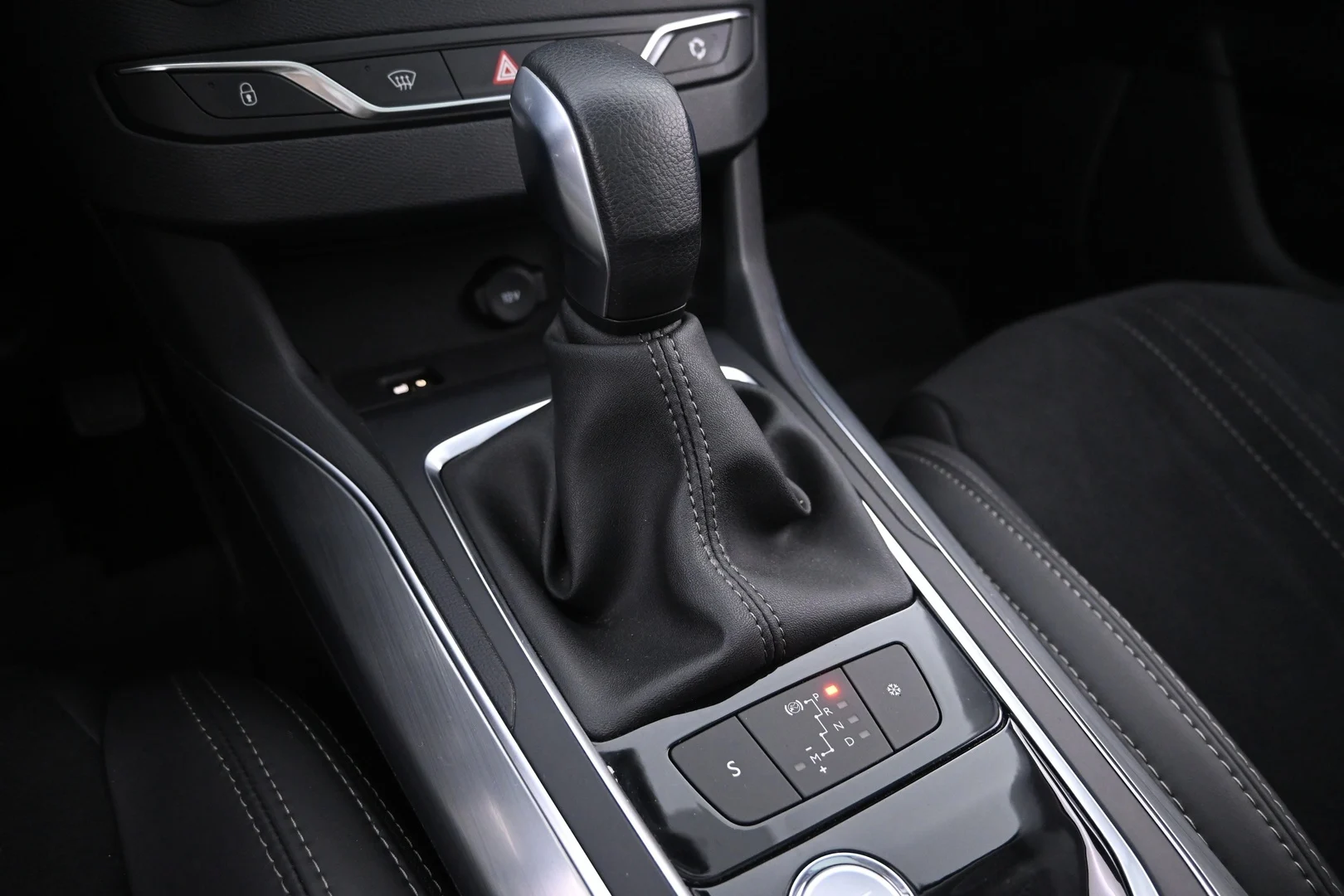 Car Image - 2gp7pAPMlcRg0GuUiZTe0F