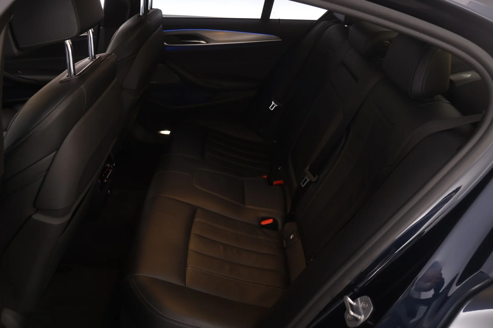 Car Image - 6YhXWqNJjPGlzzb0I2vbiV