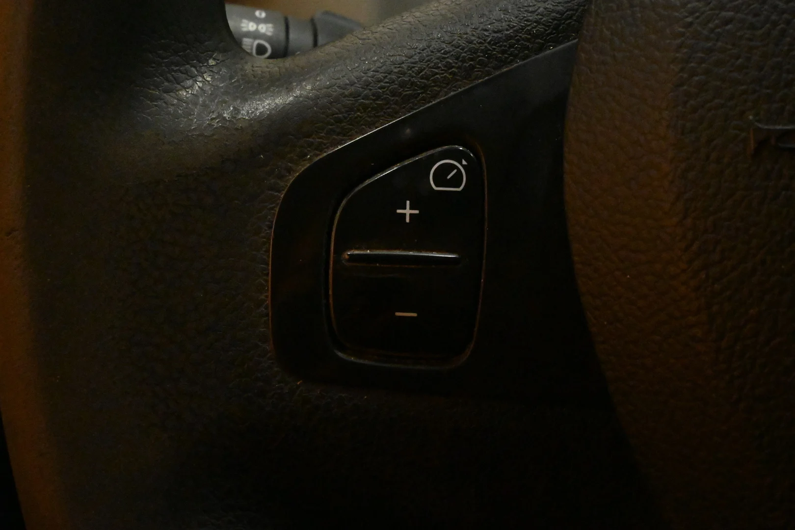 Car Image - 4FKRMMqaUqqrr6yExsuoHT