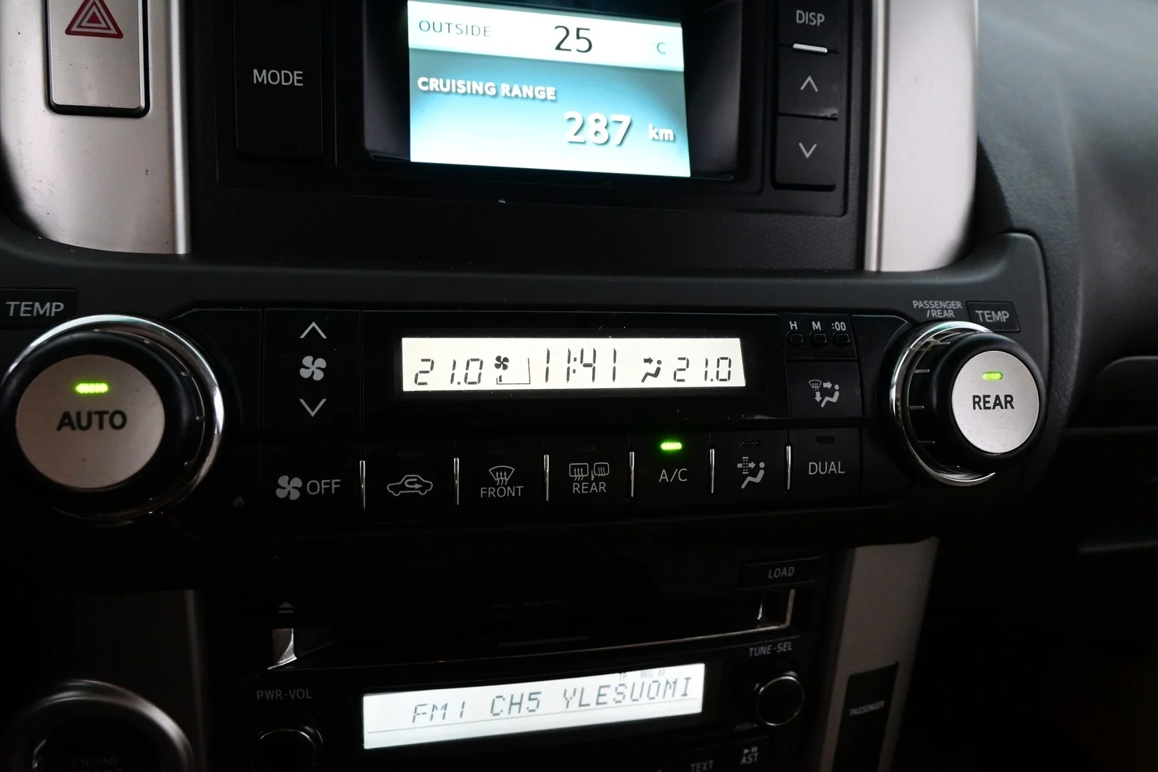 Car Image - 5M5YdG0PzylyqLbdGWuZsi