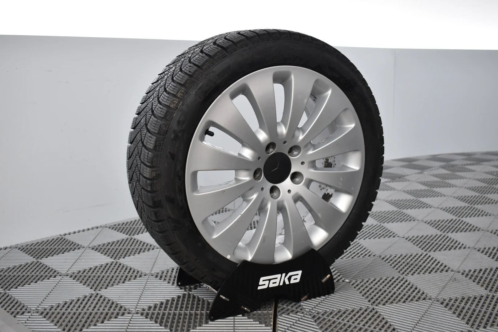 Car Image - 1lYvj1YY9j7C90mD6Y3QfK
