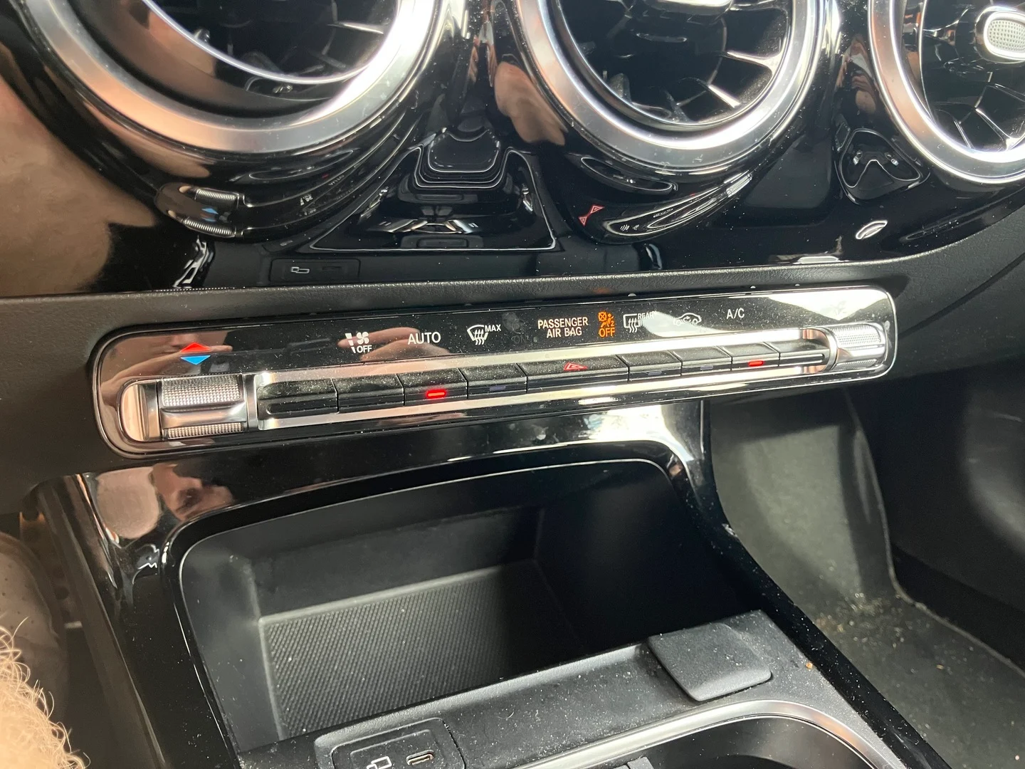 Car Image - 6xvw5WEttDf1USHPNq9L0s