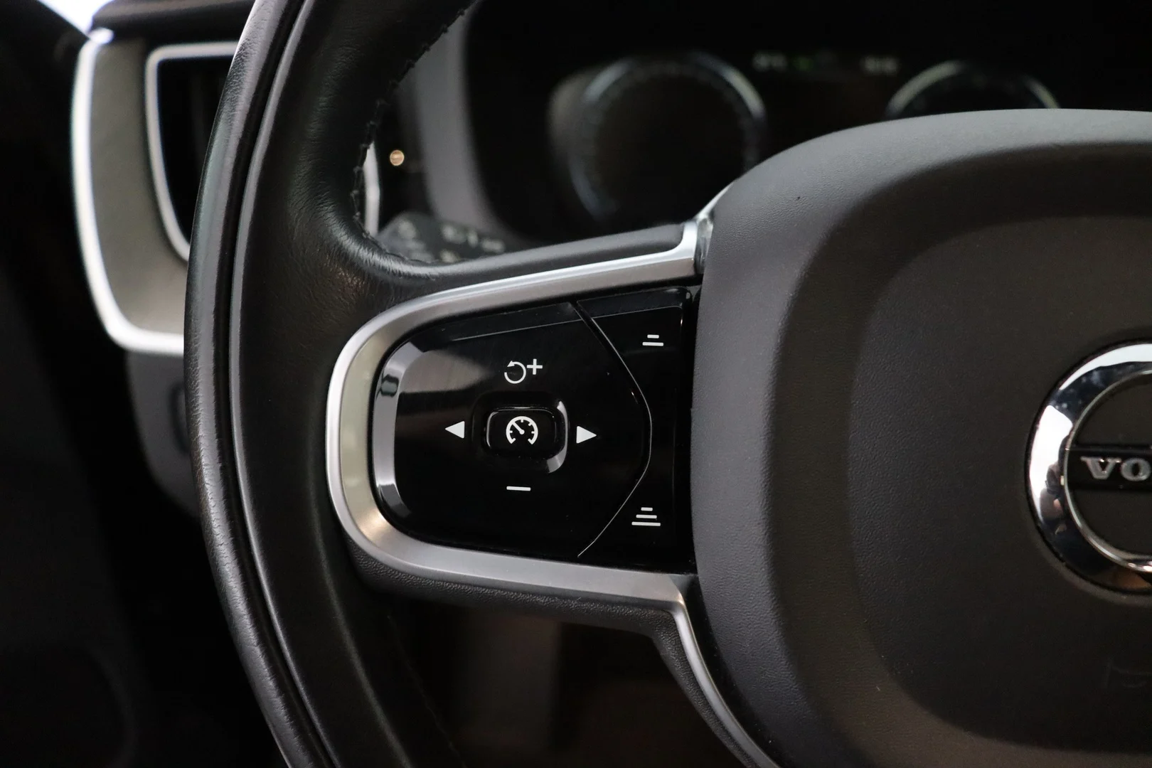 Car Image - 6dsHGKfKN6hSzqmTdDJxbX