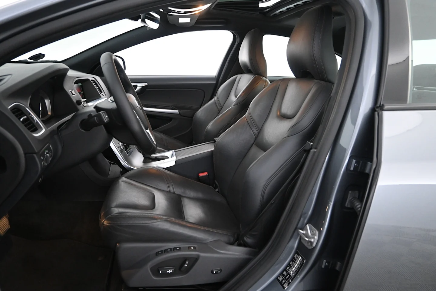 Car Image - 1y95kGpAroF9MyJESKWoel